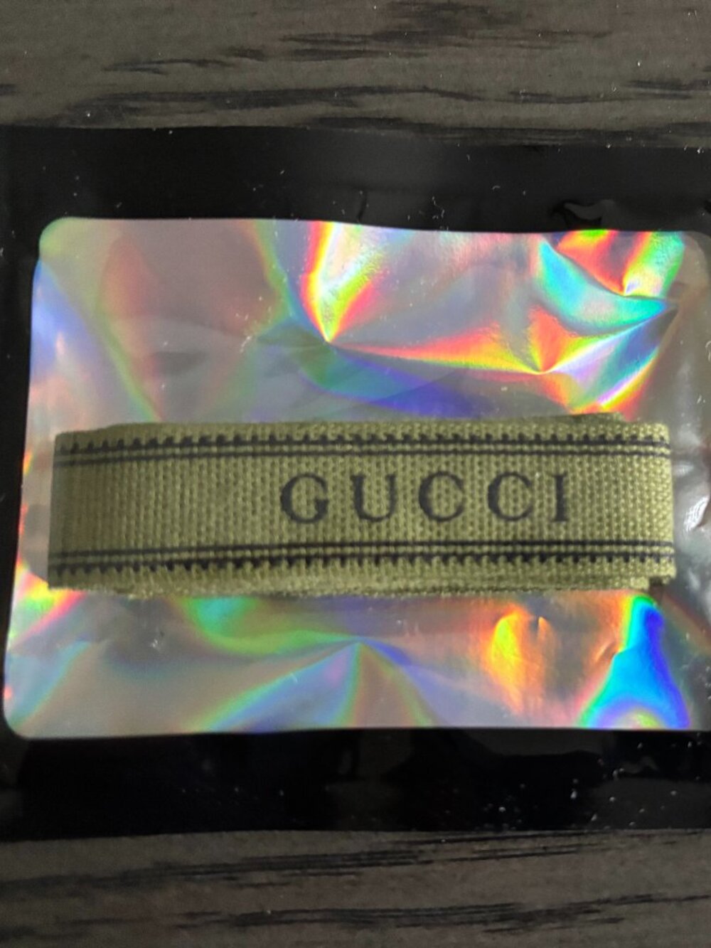 Gucci Ribbon 40" - Picture 2 of 2
